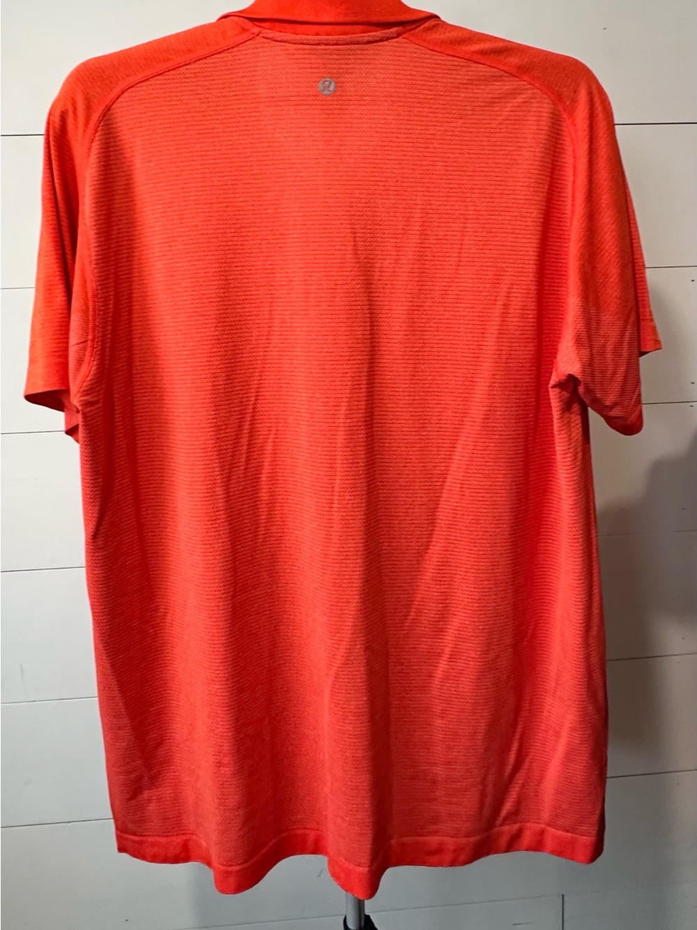 Lululemon Metal Vent Tech Polo Men’s Size XXL Orange/Coral - Picture 3 of 8